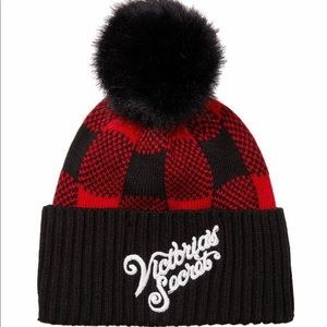 Victoria’s Secret Faux Fur Pom Beanie